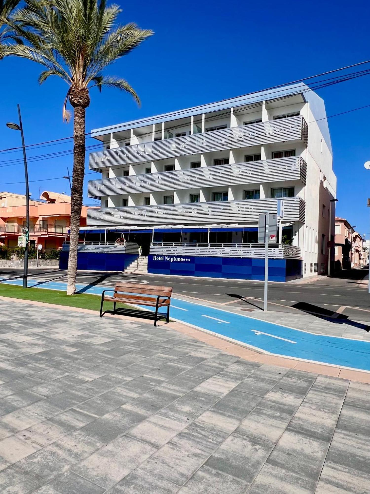 Hotel Neptuno San Pedro del Pinatar Bagian luar foto