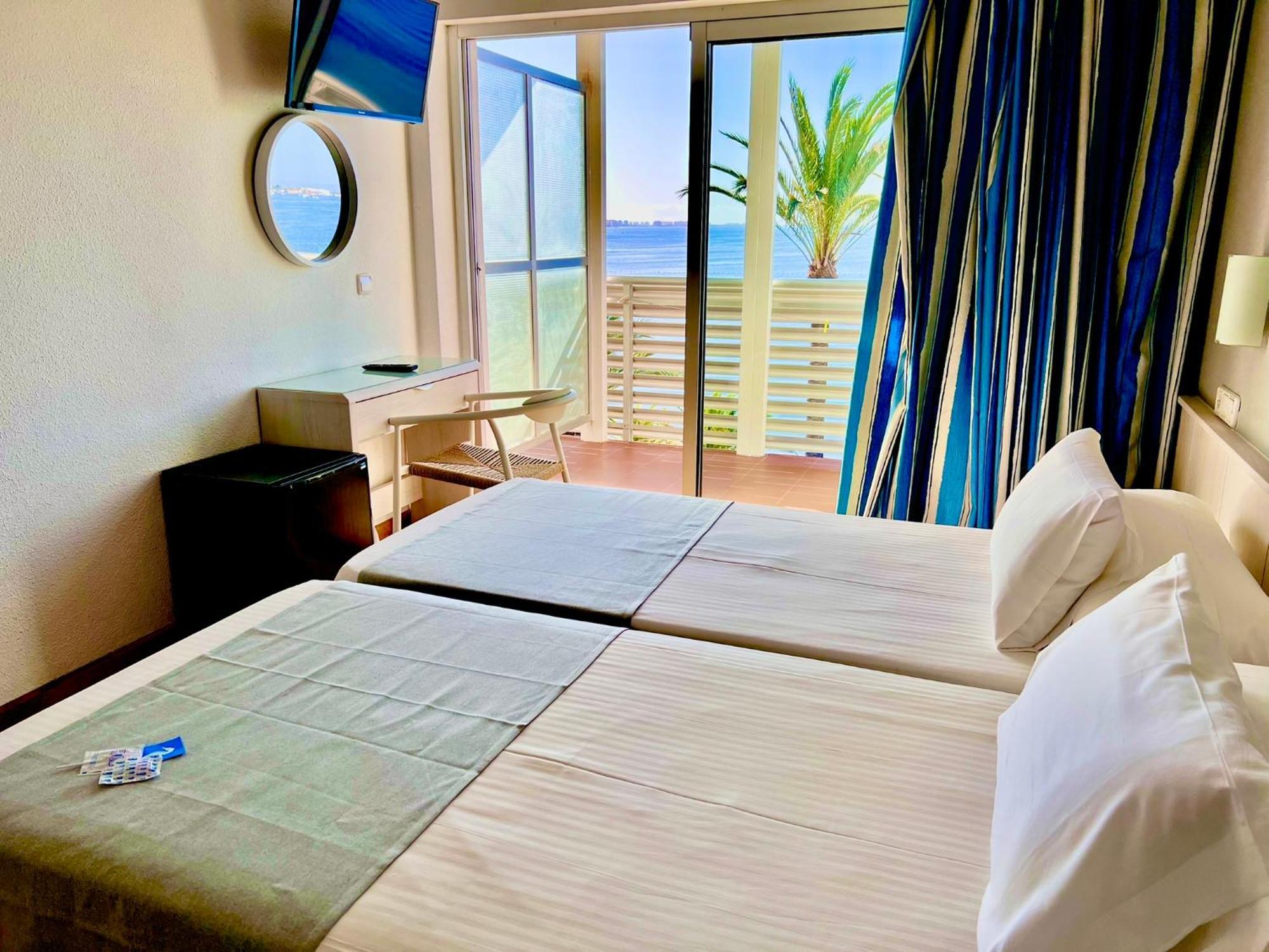 Hotel Neptuno San Pedro del Pinatar Bagian luar foto